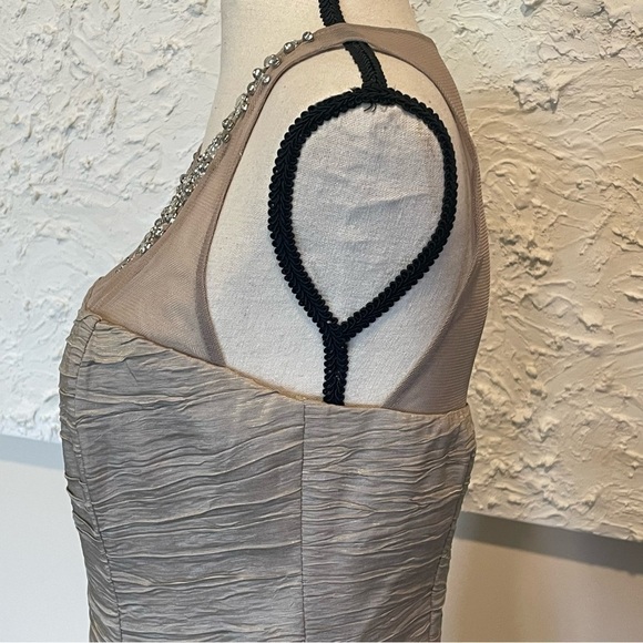 Eliza J Jewel Embellished Illusion Metallic Sheath Sleeveless Dress Taupe Sz 6 - Picture 6 of 10